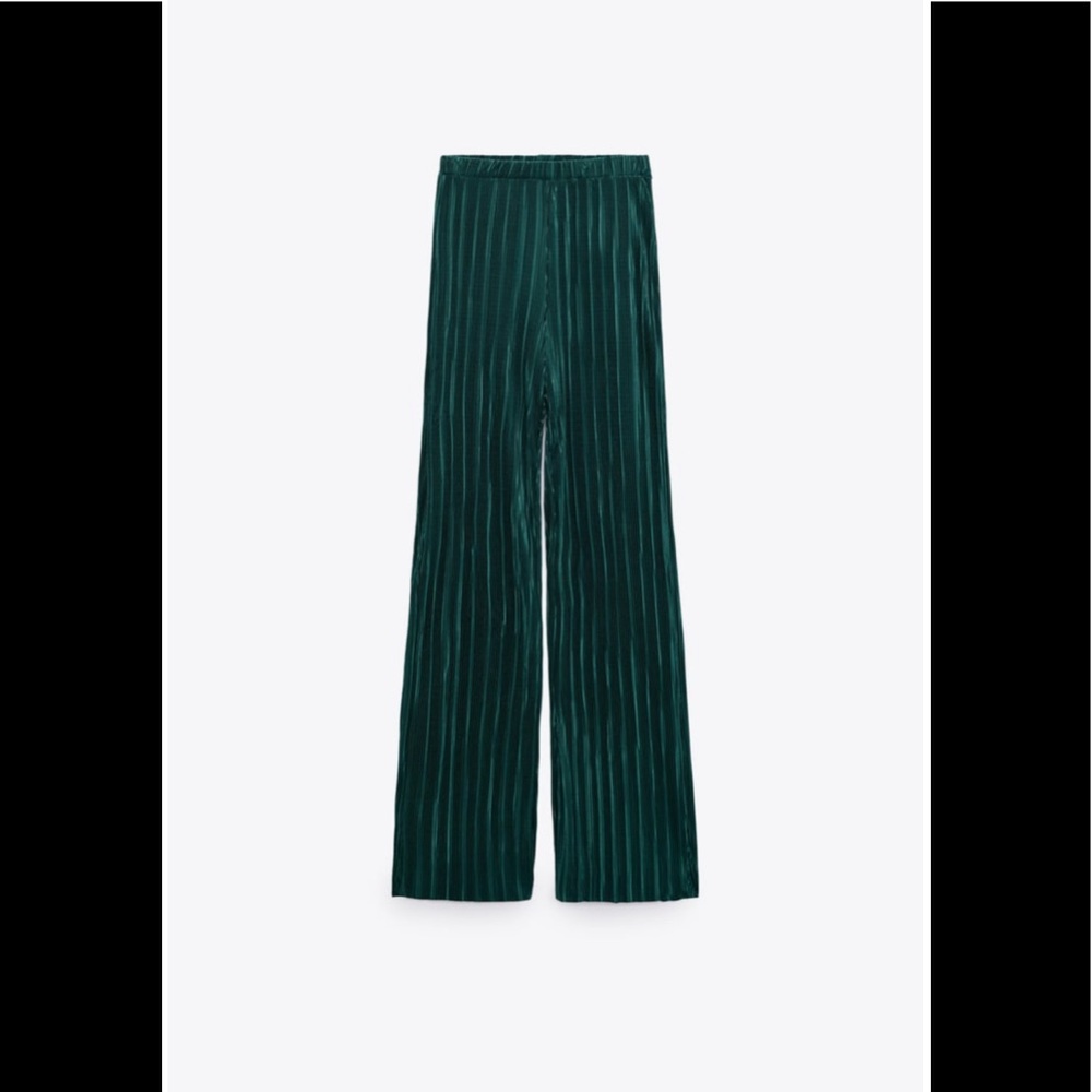 NWT Zara green pleated pants